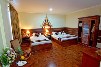 Hotel Yadanarbon