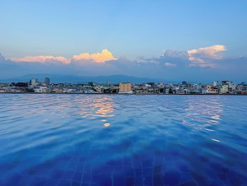 Hotel Yadanarbon