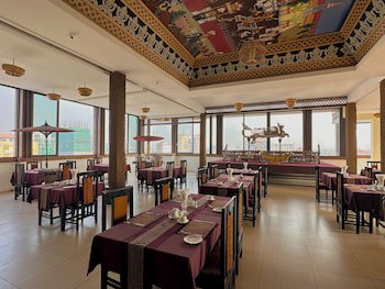 Hotel Yadanarbon