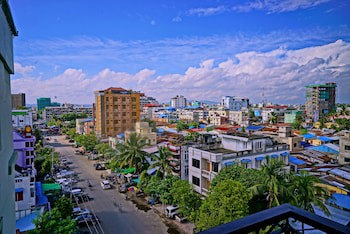 Hotel Yadanarbon