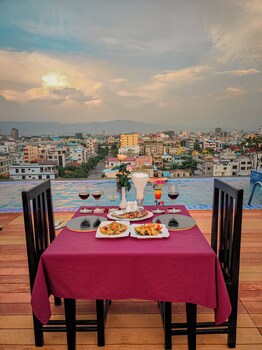 Hotel Yadanarbon