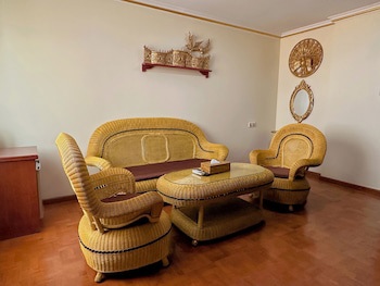 Hotel Yadanarbon