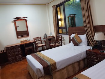 Hotel Yadanarbon
