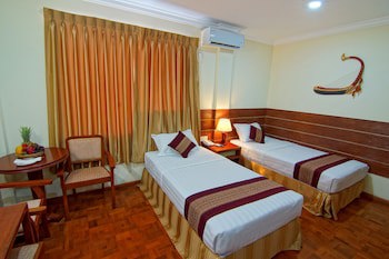 Hotel Yadanarbon