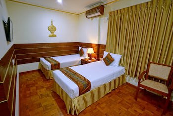 Hotel Yadanarbon