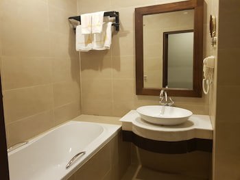 Hotel Yadanarbon