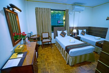 Hotel Yadanarbon