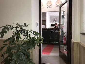 Legend R. G. galeri fotoğrafı
