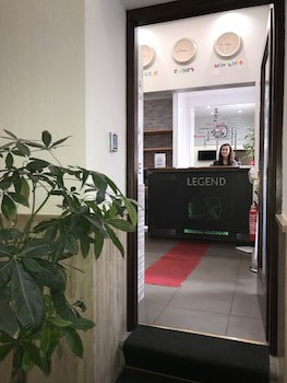Legend R. G. galeri fotoğrafı
