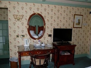 Dun Cow Inn