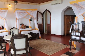 Mizingani Seafront Hotel