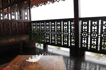 Mizingani Seafront Hotel