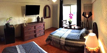 Aurora Suites