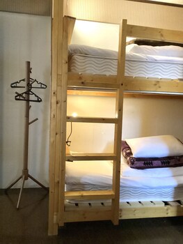 Iza Kamakura Guest House & Bar - Hostel