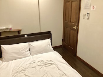 Iza Kamakura Guest House & Bar - Hostel