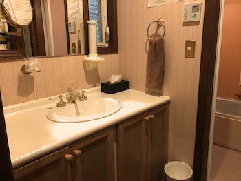 Iza Kamakura Guest House & Bar - Hostel