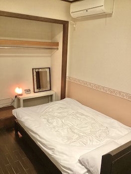 Iza Kamakura Guest House & Bar - Hostel