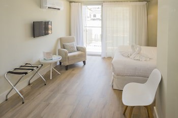 H.Boutique La Caleta Bay