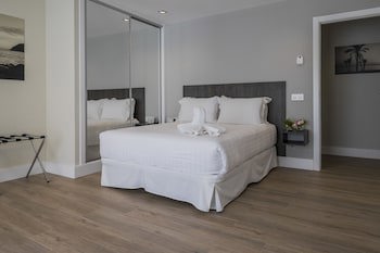 H.Boutique La Caleta Bay