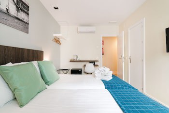 H.Boutique La Caleta Bay