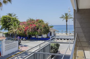 H.Boutique La Caleta Bay