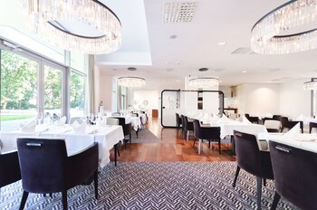 Diune Hotel