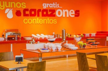 One Monclova Hotel