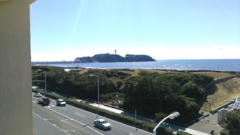 Breath Hotel