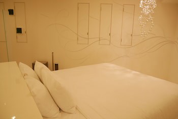 Breath Hotel