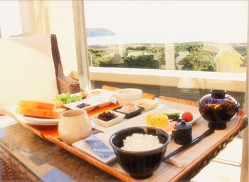 Breath Hotel