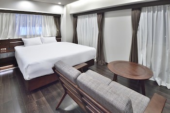 Breath Hotel