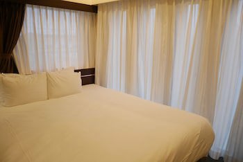 Breath Hotel