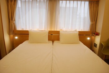 Breath Hotel