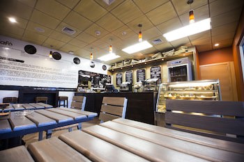Kinam Hotel
