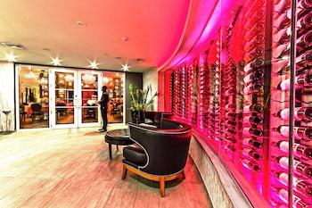 Kinam Hotel