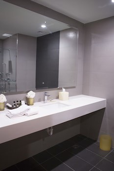 Kinam Hotel