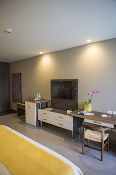 Kinam Hotel