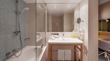 Holiday Inn Frankfurt - Alte Oper by IHG galeri fotoğrafı