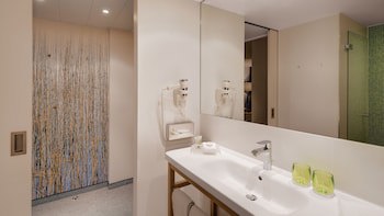 Holiday Inn Frankfurt - Alte Oper by IHG galeri fotoğrafı