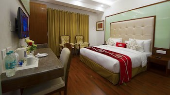 Hotel Swaran Palace