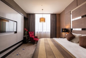 New World Suites