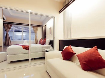 Excella Hotel