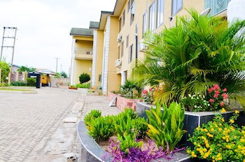 Bethel Heights Hotel