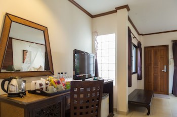 Ao Cho Grandview Hideaway Resort