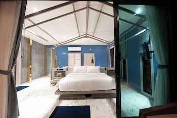 Ao Cho Grandview Hideaway Resort