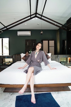 Ao Cho Grandview Hideaway Resort