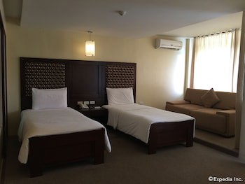 Coron Gateway Hotel & Suites