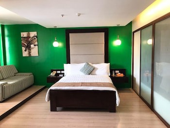 Coron Gateway Hotel & Suites