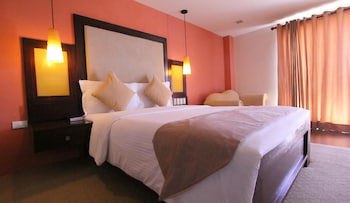 Coron Gateway Hotel & Suites