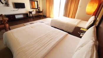 Coron Gateway Hotel & Suites